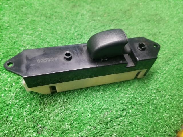 デリカスペースギア パワーウインドウスイッチ GH-PD6W MR301041