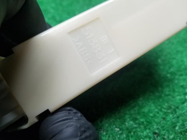 デリカスペースギア パワーウインドウスイッチ GH-PD6W MR301041