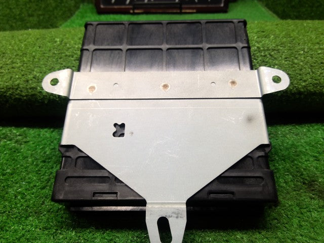 デリカスペースギア エンジンコンピューター GH-PD6W MN122400