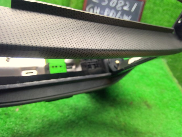 デリカスペースギア オーディオパネル GH-PD6W 8002A229HA