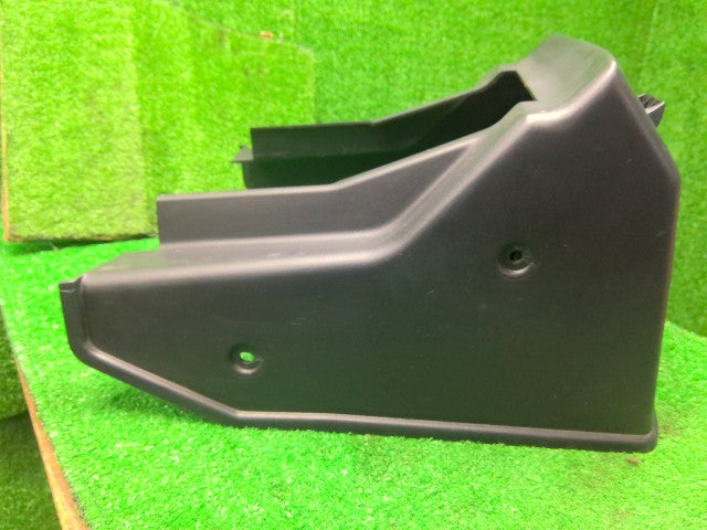 デリカスペースギア コンソールボックス GH-PD6W MR793543