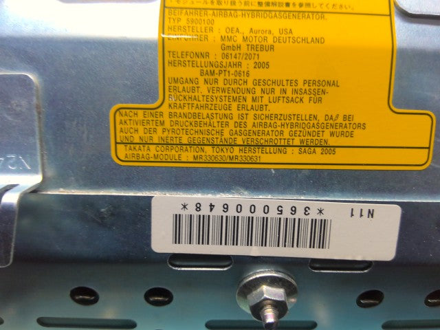 デリカスペースギア 内装部品 GH-PD6W MR793542 MR781045
