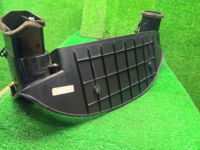 デリカスペースギア 内装部品 GH-PD6W MB939411