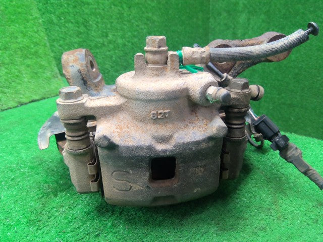 ミニキャブ 右ＦナックルハブＡＳＳＹ HBD-DS17V MQ512864