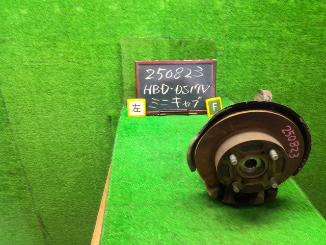 ミニキャブ 左ＦナックルハブＡＳＳＹ HBD-DS17V MQ512866