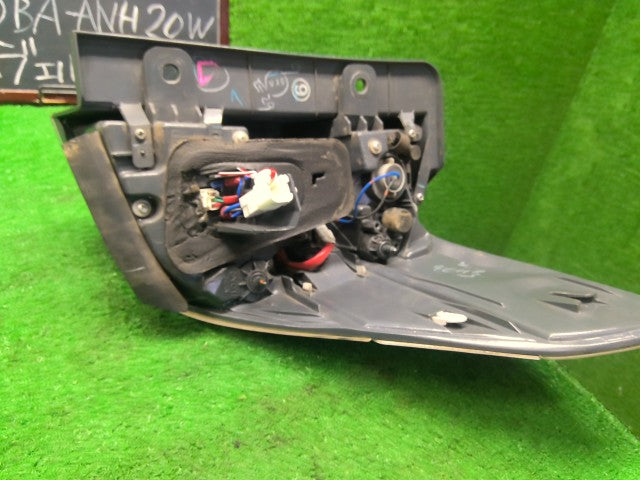 ヴェルファイア 左テールランプ DBA-ANH20W 81560-58091