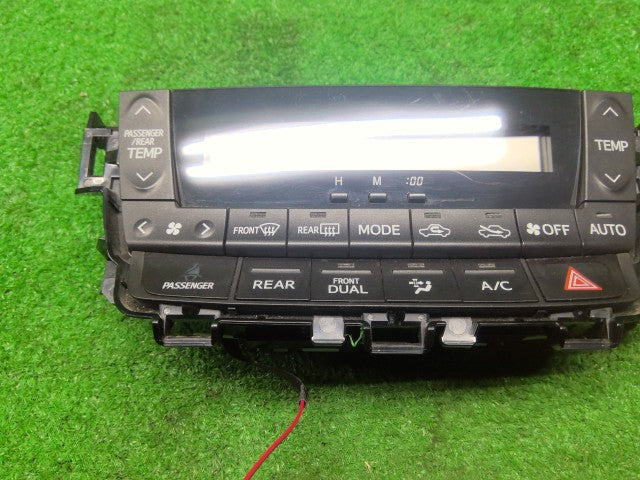 ヴェルファイア Ａ／Ｃスイッチパネル DBA-ANH20W 55902-58140