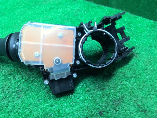 ヴェルファイア ライトスイッチ DBA-ANH20W 84140-42070
