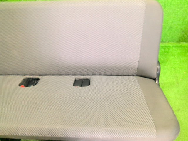 NV350キャラバン Ｒシート CBF-CS4E26 88600-3YC0A