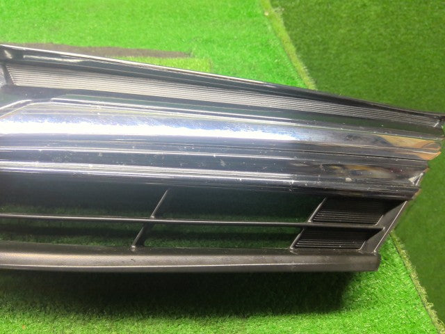 カローラフィールダー ラジエータグリル DBA-NZE164G 53101-13300