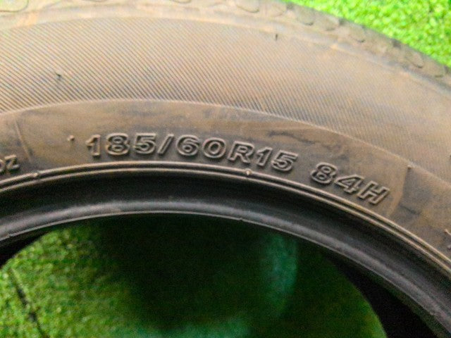 カローラフィールダー タイヤ DBA-NZE164G