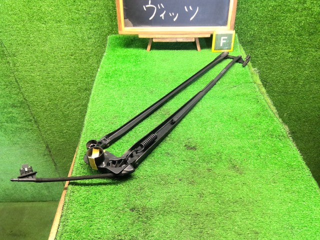 ヴィッツ その他 外装部品 DBA-NSP130