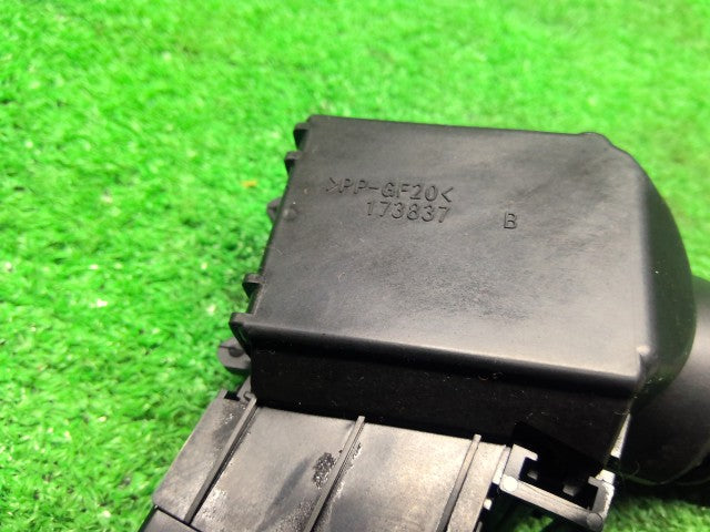 ヴィッツ ワイパースイッチ DBA-KSP90 84652-52250