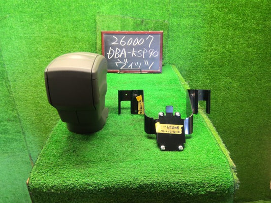 ヴィッツ コンソールボックス DBA-KSP90
