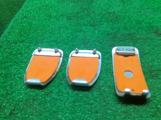 Ｒ２ ペダル DBA-RC1