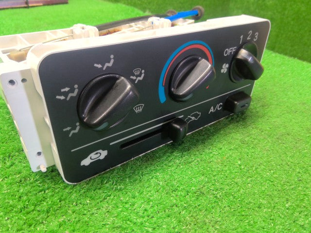 アクティ Ａ／Ｃスイッチパネル GBD-HA6 79500-S3A-901ZA