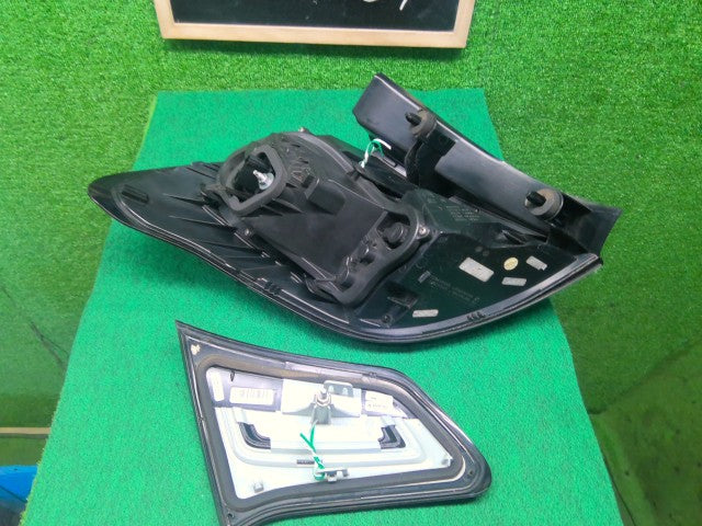 【中古】シトロエン ABA-B7HN02 右テールランプ 98
