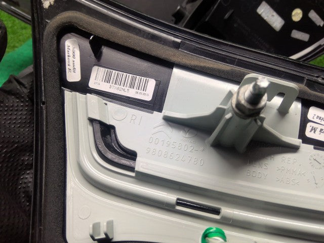 【中古】シトロエン ABA-B7HN02 右テールランプ 98