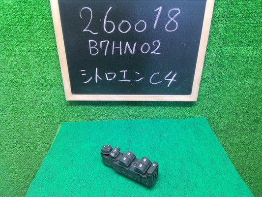 【中古】シトロエン ABA-B7HN02 パワーウインドウスイッチ 6490