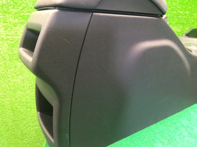 【中古】シトロエン ABA-B7HN02 コンソールボックス 98