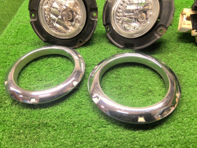 ハイゼットアトレ フォグランプ左右セット ABA-S331G 81211-97215