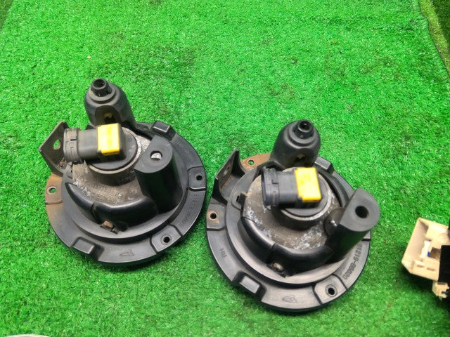 ハイゼットアトレ フォグランプ左右セット ABA-S331G 81211-97215