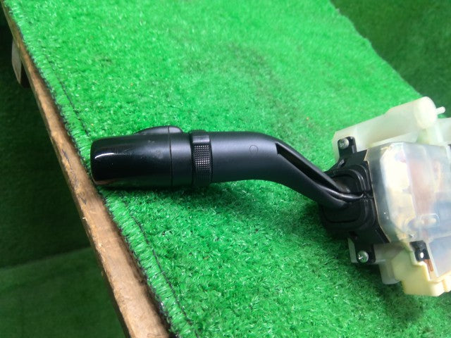 アテンザ ディマースイッチ DBA-GG3S GJ8G-66-122