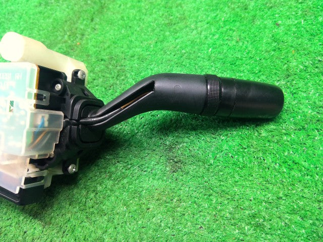 アテンザ ディマースイッチ DBA-GG3S GJ8G-66-122