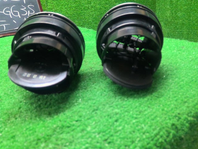 アテンザ エアコン吹き出し口 DBA-GG3S GR1M-64-730 02