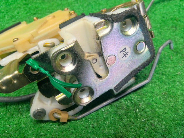 バモスホビオ 右Ｆドアロックソレノイド ABA-HM4 72110-S3A-J12