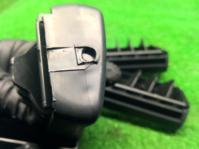 バモスホビオ エアコン吹き出し口 ABA-HM4 77610-S8R-003ZA