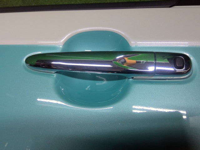 ムーヴキャンバス 左ＦドアＡＳＳＹ DBA-LA810S 67002-B2431