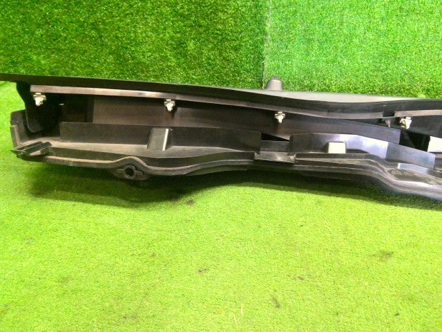 ムーヴキャンバス カウルトップパネル DBA-LA810S 55701-B2300