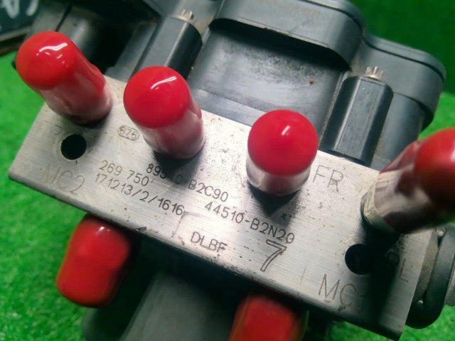 ムーヴキャンバス ＡＢＳアクチュエーター DBA-LA810S 44050-B2M20