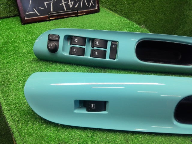 ムーヴキャンバス 内装部品 DBA-LA810S 84820-B2400