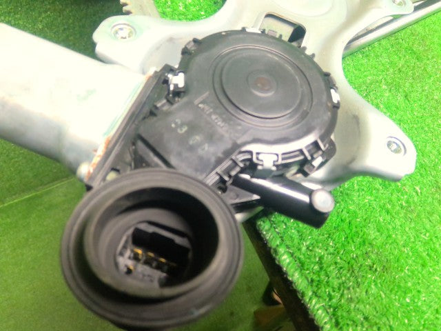 プロボックス 右Ｆドアレギュレータ・モーター DBE-NCP160V 69801-52080