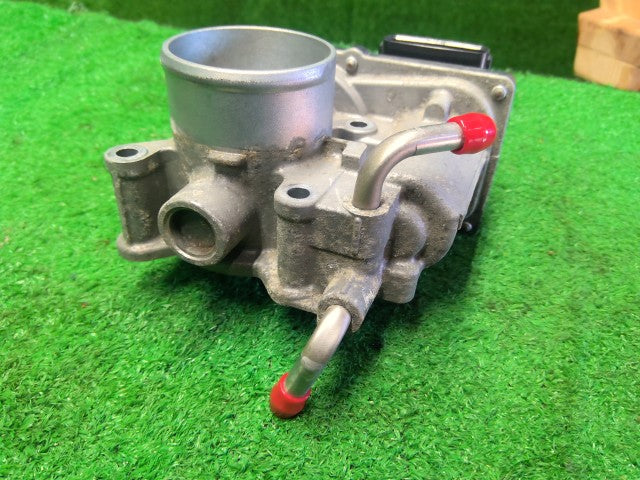 プロボックス スロットルボディ DBE-NCP160V 22030-21040