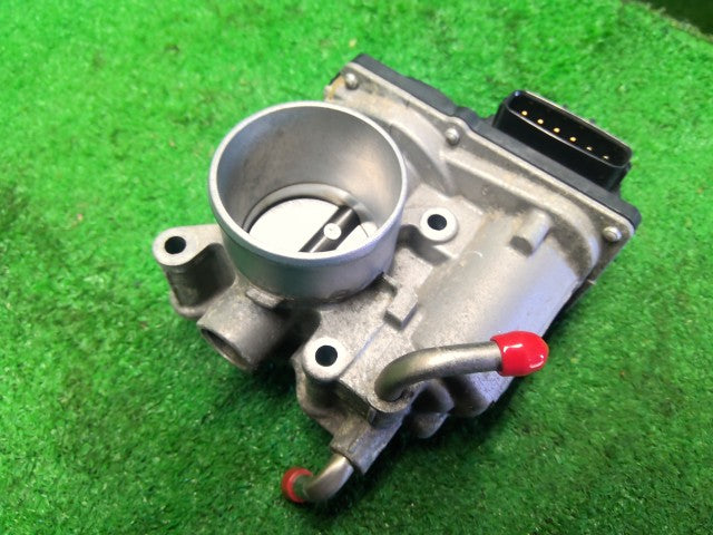 プロボックス スロットルボディ DBE-NCP160V 22030-21040