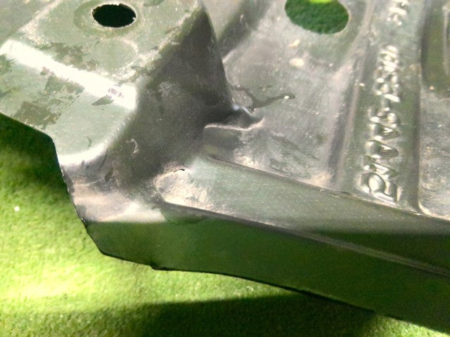 プロボックス エンジンアンダーカバー DBE-NCP160V 51442-52160