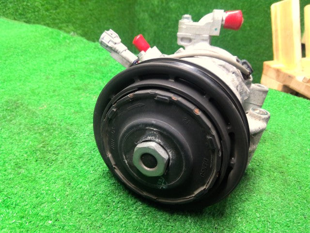 プロボックス Ａ／Ｃコンプレッサー DBE-NCP160V 88310-52750