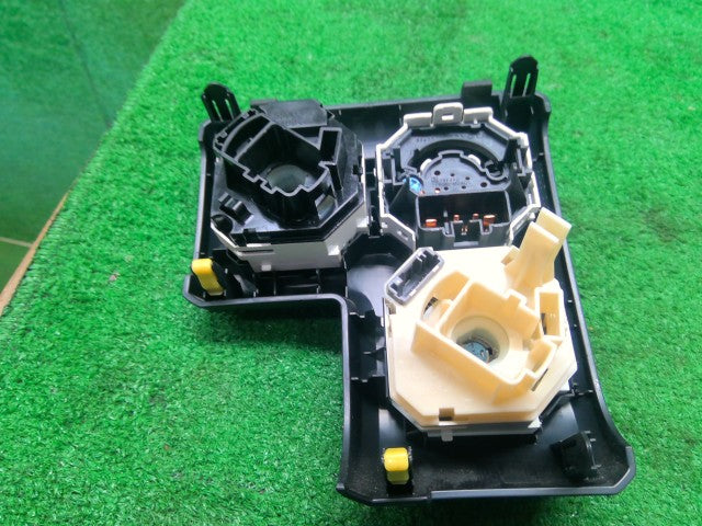 プロボックス Ａ／Ｃスイッチパネル DBE-NCP160V 55901-52450