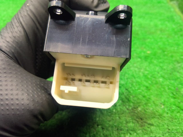 プロボックス パワーウインドウスイッチ DBE-NCP160V 84820-52481