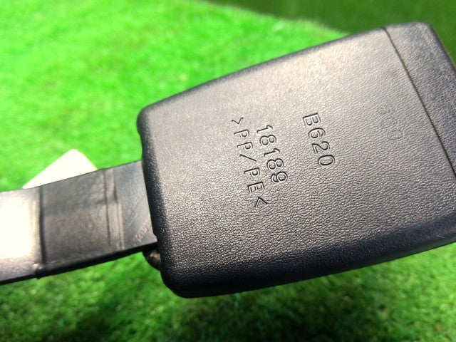 プロボックス ドライバーシートベルト DBE-NCP160V 73230-52B60-C0