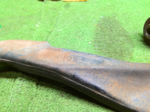 インテグラ 右Ｆロアアーム E-DC2 51350-ST7-010