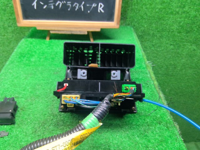 インテグラ Ａ／Ｃスイッチパネル E-DC2 79500-ST7-J51ZA