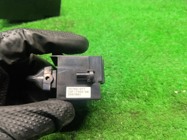 インテグラ パワーウインドウスイッチ E-DC2 35750-ST7-003ZA