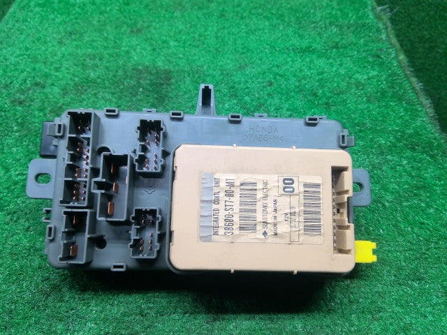 インテグラ ヒューズボックス E-DC2 38200-ST7-J21