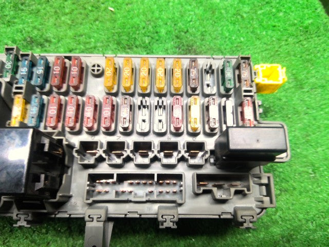 インテグラ ヒューズボックス E-DC2 38200-ST7-J21