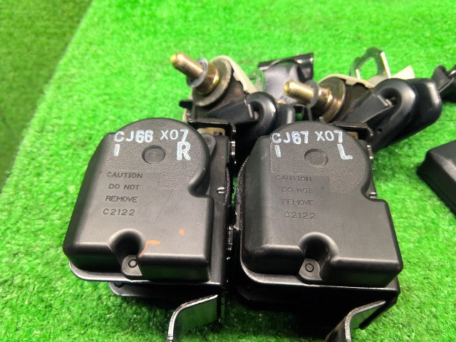 インテグラ Ｒシートベルト E-DC2 82450-ST7-J02ZA