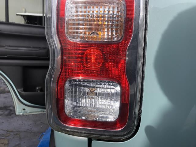 ハスラー 左テールランプ 5AA-MR92S 35670-59S00